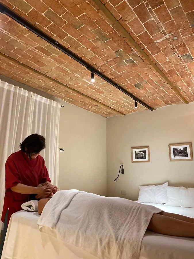Farm stay Tenuta Pizzone Wine Resort Rivanazzano Terme