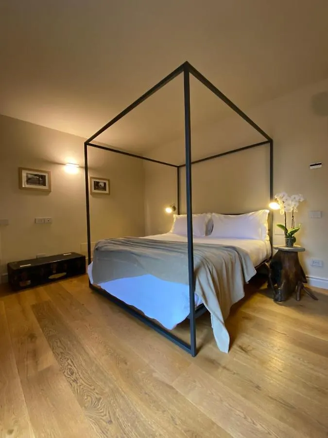 Alloggio per agriturismo Tenuta Pizzone Rivanazzano Terme Italia